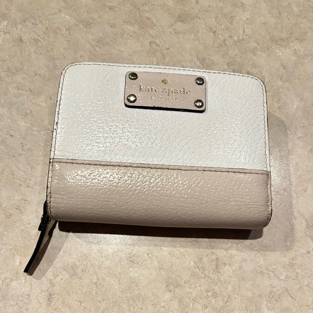 Kate Spade Beige & White Leather Color block Wallet
